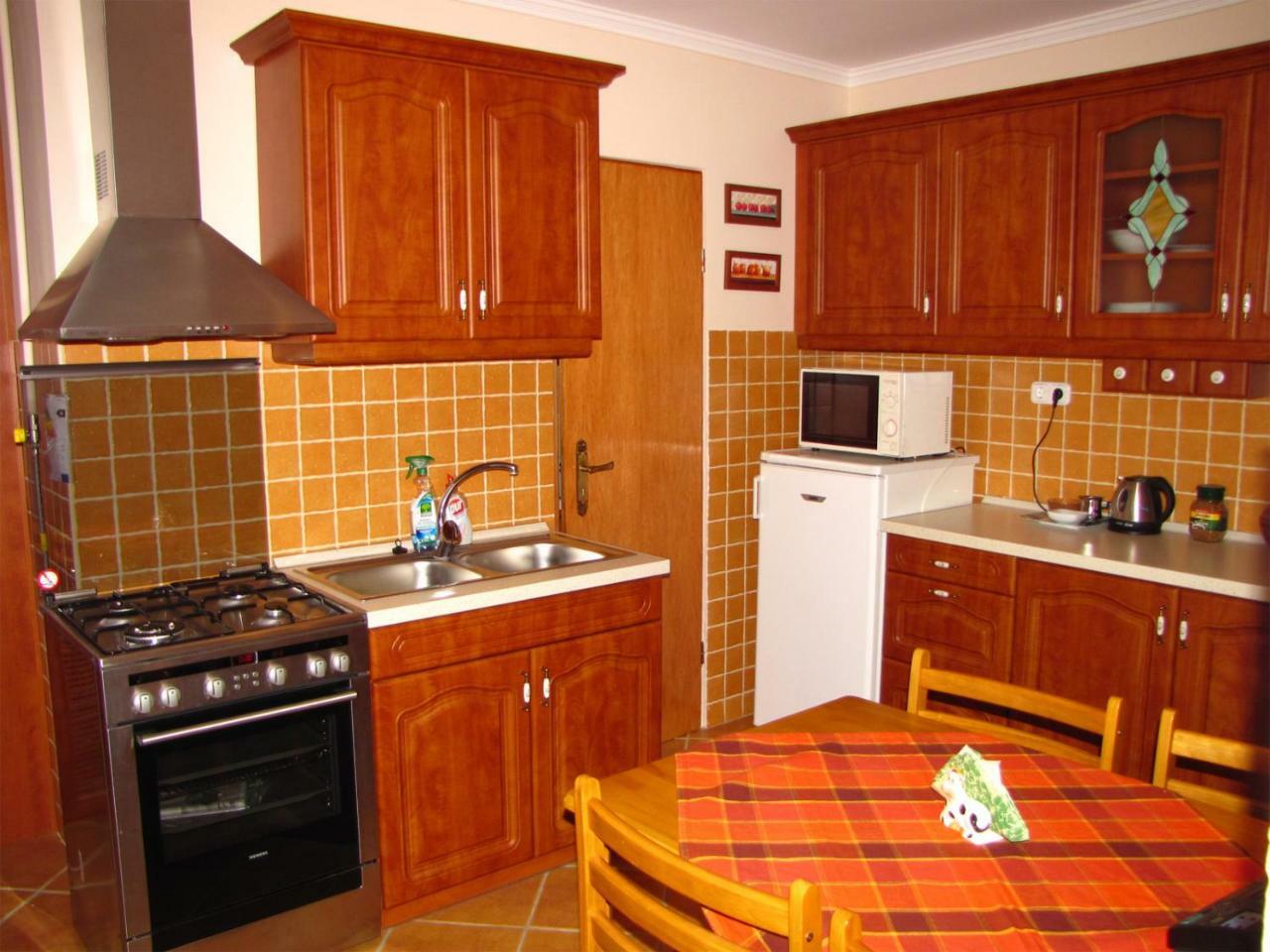 Вилла Szegfu Apartman Хайдусобосло Экстерьер фото
